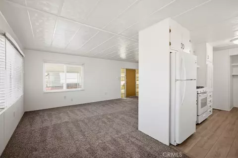 655 E Main St #9, San Jacinto, CA 92583 photo 4
