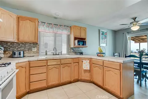 Kitchen - 1602 Glover St, Redlands, CA 92374 photo 3 of 3
