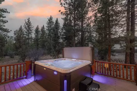 Exterior - 1086 Heritage, Big Bear City, CA 92314 photo 6 of 10