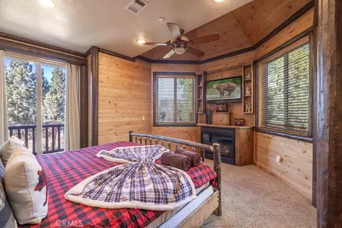 Bedroom - 1086 Heritage, Big Bear City, CA 92314 photo 3 of 10