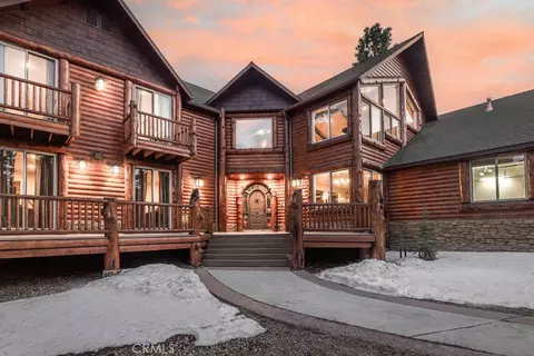 Exterior - 1086 Heritage, Big Bear City, CA 92314 photo 3 of 10