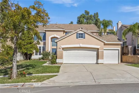 747 Ochee Cir, Corona, CA 92879