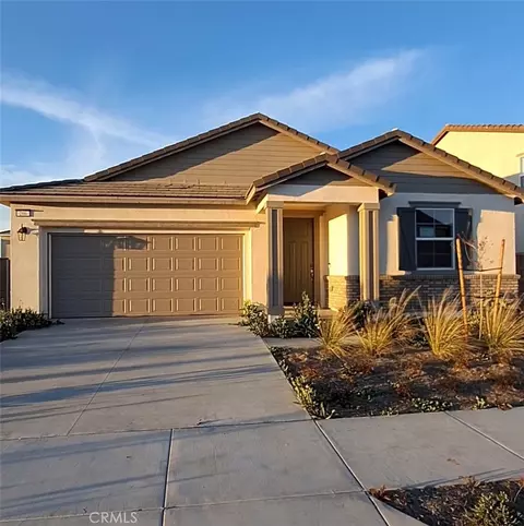 266 Planter Ct, Hemet, CA 92543