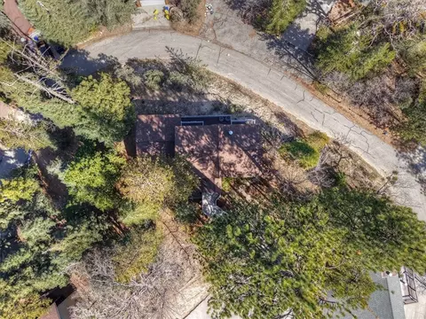 View/Area - 948 Arbula, Crestline, CA 92325 photo 4 of 4