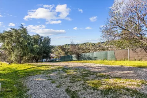 Exterior - 33574 Washington Dr, Yucaipa, CA 92399 photo 9 of 15