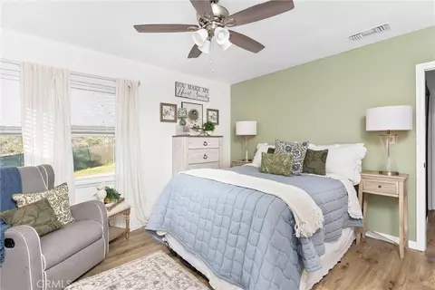 Bedroom - 33574 Washington Dr, Yucaipa, CA 92399 photo 3 of 4