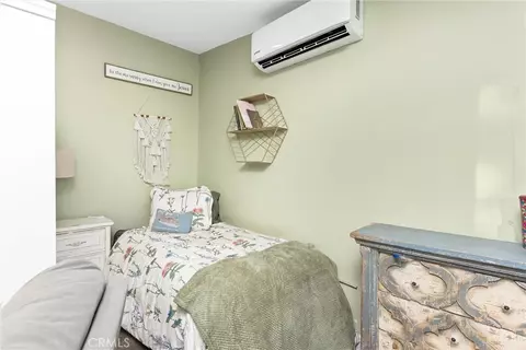 Bedroom - 33574 Washington Dr, Yucaipa, CA 92399 photo 4 of 4
