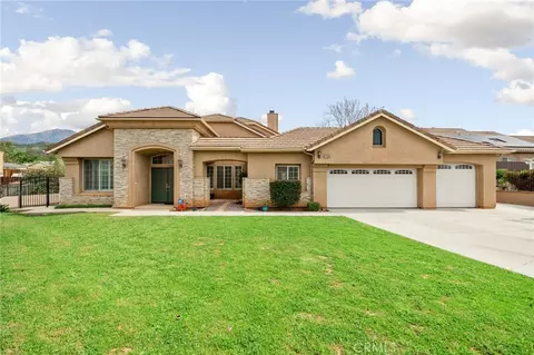 12953 Lynd Ct, Yucaipa, CA 92399