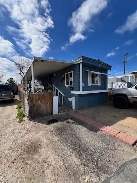 13892 Pioneer Rd #SPC 29A, Apple Valley, CA 92307
