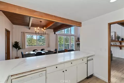 Kitchen - 26599 Placer, Lake Arrowhead, CA 92352 photo 3 of 3