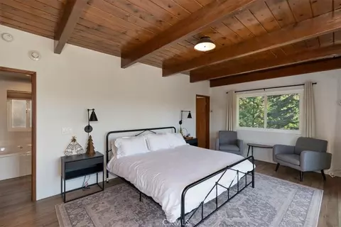 Bedroom - 26599 Placer, Lake Arrowhead, CA 92352 photo 1 of 9