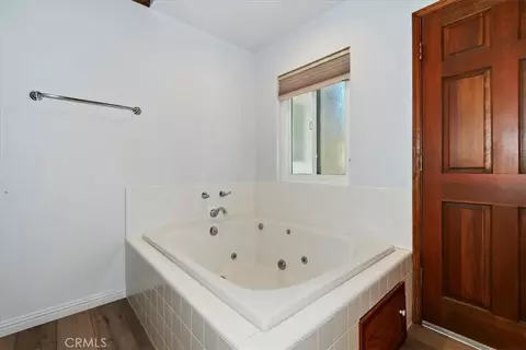 Bath - 26599 Placer, Lake Arrowhead, CA 92352 photo 1 of 3