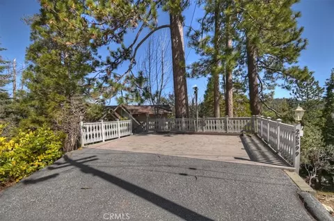 Exterior - 26599 Placer, Lake Arrowhead, CA 92352 photo 8 of 10