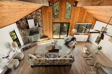 855 Deer Trl, Crestline, CA 92325