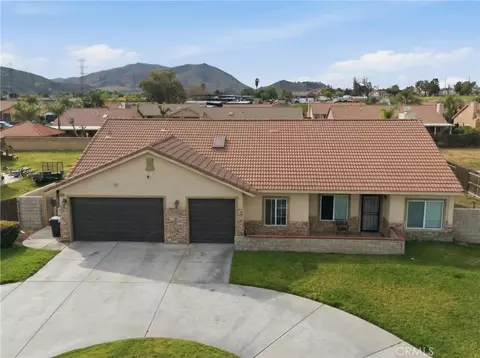 11368 Cactus Ave, Bloomington, CA 92316