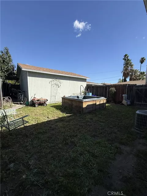 Exterior - 1226 Turquoise, Mentone, CA 92359 photo 6 of 7