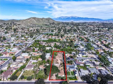 11257 Norwood Ave, Riverside, CA 92505