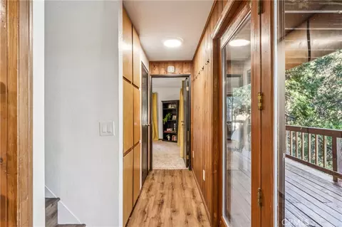 Entry Way - 24166 Cresta, Crestline, CA 92325 photo 3 of 4