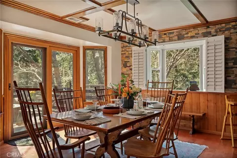Dining - 915 Trinity, Lake Arrowhead, CA 92352 photo 5 of 5
