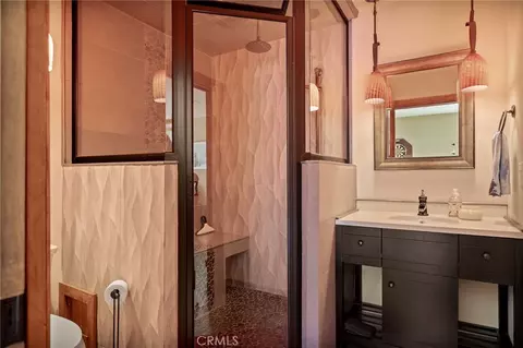 Bath - 915 Trinity, Lake Arrowhead, CA 92352 photo 4 of 4