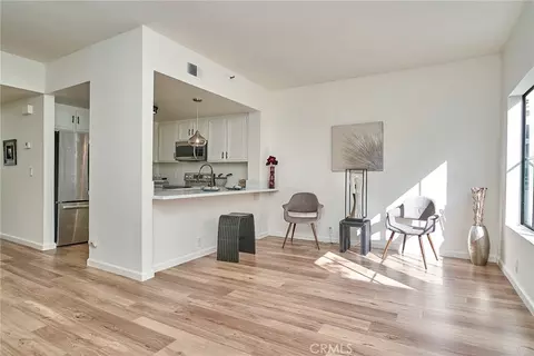 720 W 4th #305, Long Beach, CA 90802