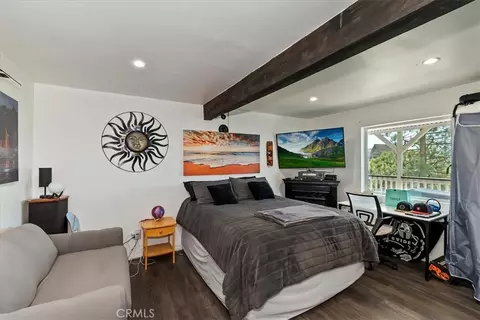 Bedroom - 1211 Yosemite, Lake Arrowhead, CA 92352 photo 7 of 9