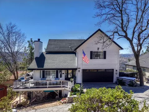 Exterior - 1211 Yosemite, Lake Arrowhead, CA 92352 photo 3 of 17