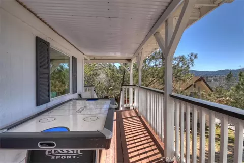 Exterior - 1211 Yosemite, Lake Arrowhead, CA 92352 photo 10 of 17