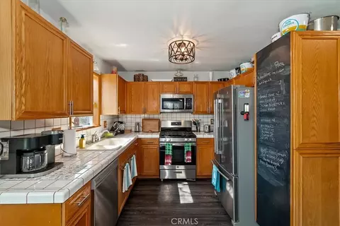 Kitchen - 1211 Yosemite, Lake Arrowhead, CA 92352 photo 1 of 7
