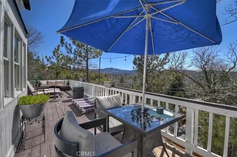 Exterior - 1211 Yosemite, Lake Arrowhead, CA 92352 photo 16 of 17