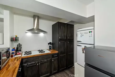 Kitchen - 1211 Yosemite, Lake Arrowhead, CA 92352 photo 6 of 7