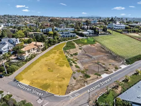 1115 Hoover St, Carlsbad, CA 92008