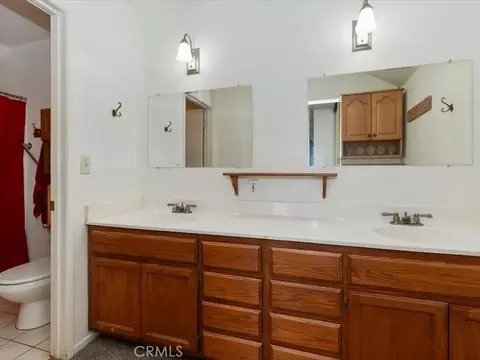 Bath - 22547 Waters, Crestline, CA 92325 photo 2 of 3