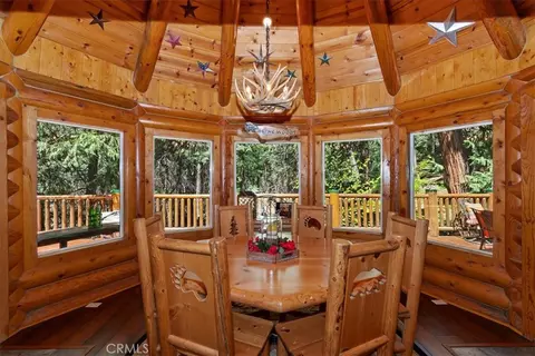 Dining - 28730 Potomac, Lake Arrowhead, CA 92352 photo 2 of 3