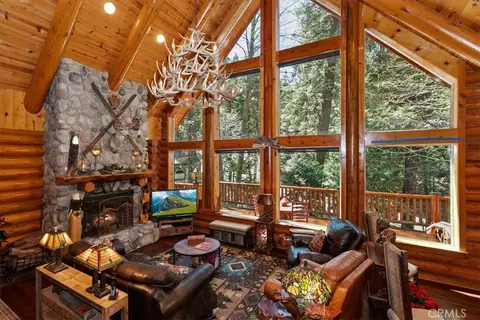 28730 Potomac, Lake Arrowhead, CA 92352