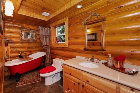Bath - 28730 Potomac, Lake Arrowhead, CA 92352 photo 3 of 5