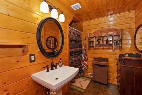 Bath - 28730 Potomac, Lake Arrowhead, CA 92352 photo 5 of 5