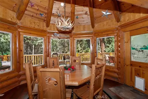 Dining - 28730 Potomac, Lake Arrowhead, CA 92352 photo 1 of 3