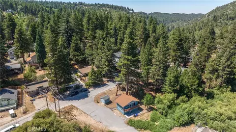 2395 Hunsaker, Running Springs, CA 92382