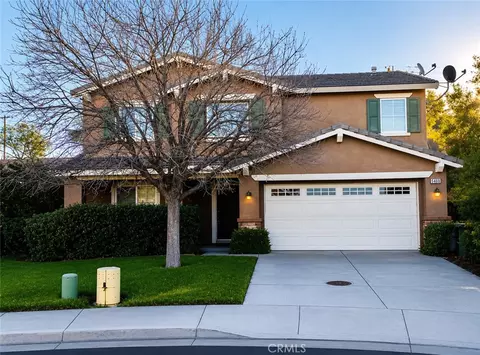 45013 Dortmund Ct, Lake Elsinore, CA 92532