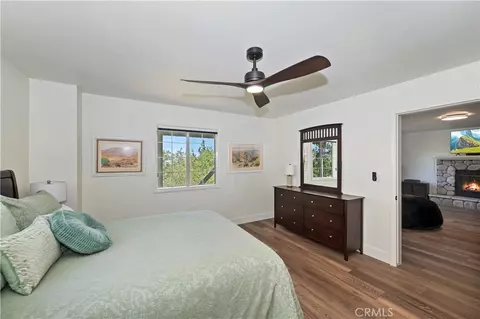Bedroom - 28738 Bryce Dr, Lake Arrowhead, CA 92352 photo 7 of 8