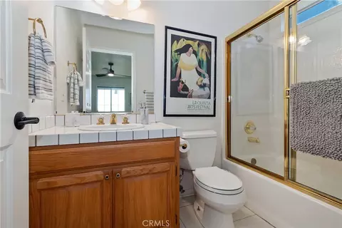 Bath - 28738 Bryce Dr, Lake Arrowhead, CA 92352 photo 4 of 4