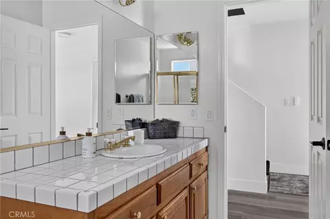 Bath - 28738 Bryce Dr, Lake Arrowhead, CA 92352 photo 4 of 6