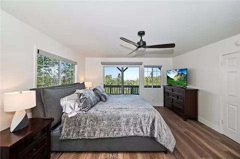 Bedroom - 28738 Bryce Dr, Lake Arrowhead, CA 92352 photo 2 of 8