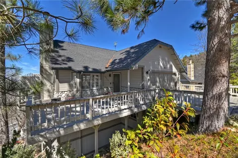 28738 Bryce Dr, Lake Arrowhead, CA 92352