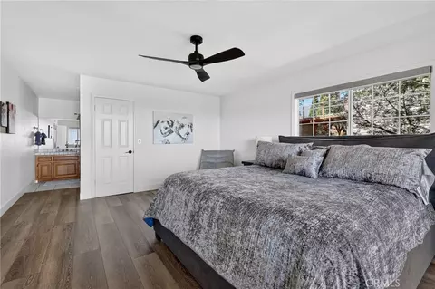 Bedroom - 28738 Bryce Dr, Lake Arrowhead, CA 92352 photo 3 of 13