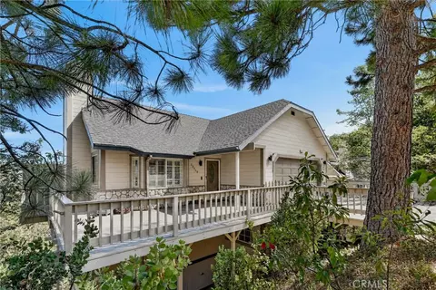 Exterior - 28738 Bryce Dr, Lake Arrowhead, CA 92352 photo 8 of 12