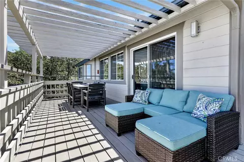 Exterior - 28738 Bryce Dr, Lake Arrowhead, CA 92352 photo 6 of 12