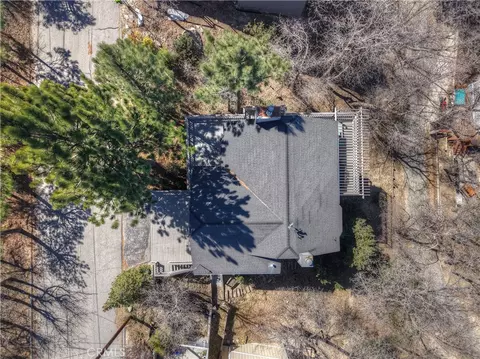 View/Area - 28738 Bryce Dr, Lake Arrowhead, CA 92352 photo 1 of 2