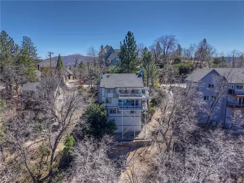 View/Area - 28738 Bryce Dr, Lake Arrowhead, CA 92352 photo 2 of 2